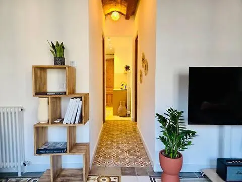 Your Boutique Mediterranean Stay In Barcelona Apartment